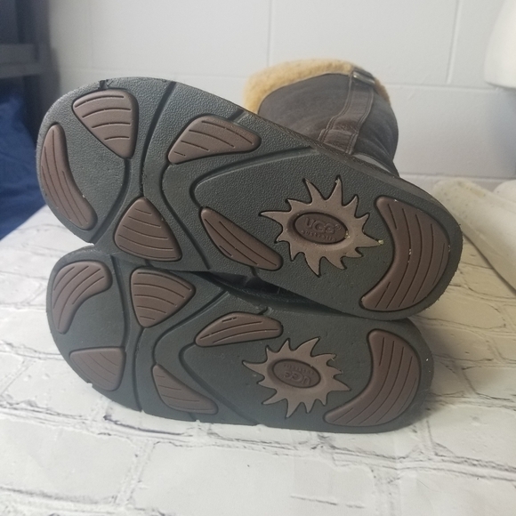 Ugg Locarno 5191 brown leather boots - Picture 3 of 13